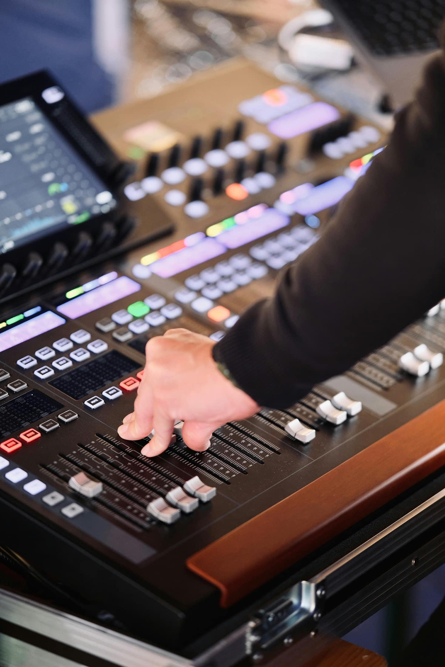 Moon Lighting & Sound — Technical Direction